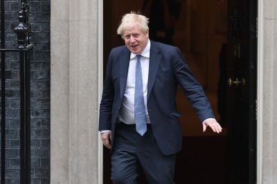 Boris Johnson to visit Sweden and Finland as they consider Nato membership