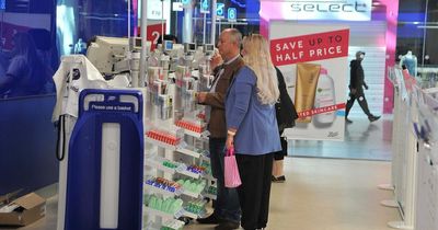 Boots issues warning to anybody who has hay fever in the UK