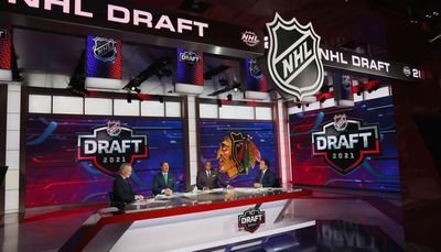 Blackhawks don’t win draft lottery, officially cede first-round pick to Blue Jackets