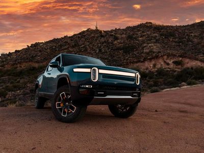 Ford Sells 8M Shares Of Rivian At A Discount