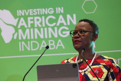 Congo mines minister seeks to cancel artisanal cobalt monopoly