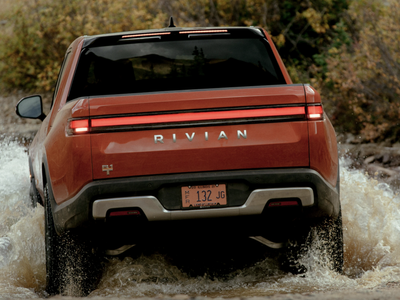 Amazon Key To Rivian's Strategy, EV Maker's Cash Burn In Question, Says Morgan Stanley Analyst
