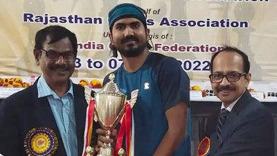Pradeep Tiwari claims national amateur chess title