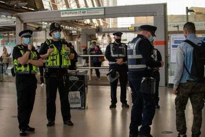 Shingi Mararike: Journalist accused of skipping Tube fare says he was racially profiled