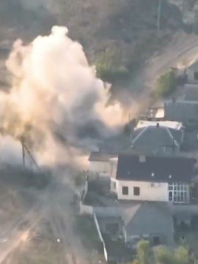 VIDEO: Jog On Russia: Invading Troops Run From Ukrainian Blitz