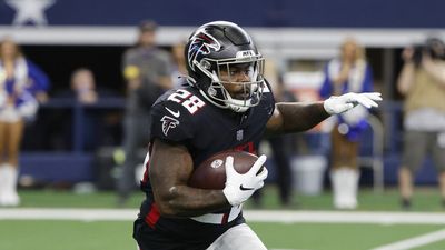 3 reasons why signing RB Mike Davis was a smart move by Ravens