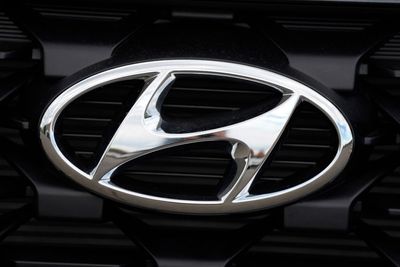 Hyundai recalls 215K Sonatas; faulty hoses can leak fuel