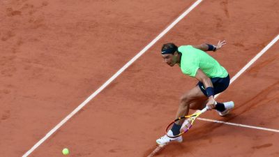 Nadal crushes Isner to reach last-16 at Rome Masters