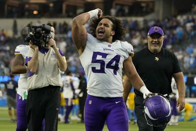 Watch Eric Kendricks get Za’Darius Smith with one of the oldest trick questions