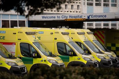 Number of Covid-19 hospital patients in England lowest since Christmas