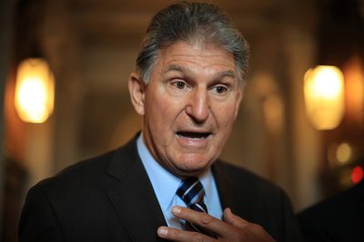 Manchin opposes bill to codify Roe