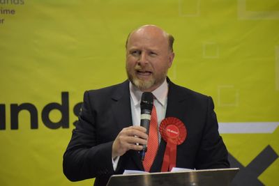 Liam Byrne: Two-day suspension approved for Labour MP found to have bullied staff member