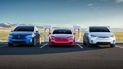 Elon Musk Confirms CCS1 Plugs Coming To US Superchargers