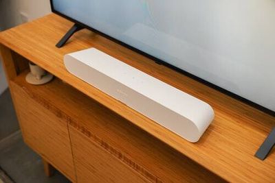 Sonos’ $279 Ray soundbar is here to upgrade your TV’s crappy speakers