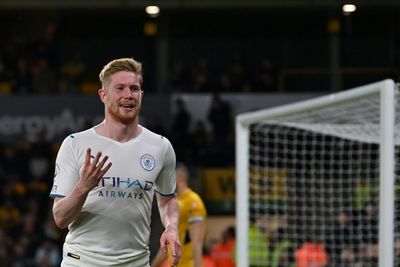 Four-goal De Bruyne edges Man City closer to Premier League title