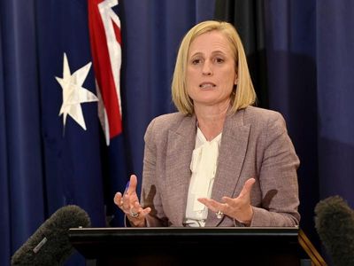 Labor, Liberals fight over policy costings