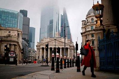 GDP: UK economy shrank 0.1% in March