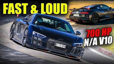 Hop Inside Straight-Piped Audi R8 V10 RWS For A Fast Nürburgring Lap