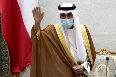Kuwait's octogenarian emir departs to Italy on private visit