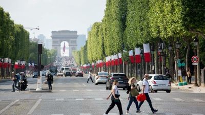 Paris to give Champs-Elysées a green facelift ahead of 2024 Olympics