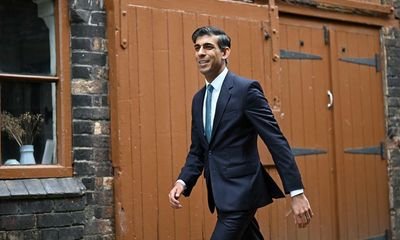 Rishi Sunak: windfall tax an option if oil firms fail to invest in UK