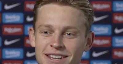 Frenkie de Jong has already told Manchester United his best position amid transfer links