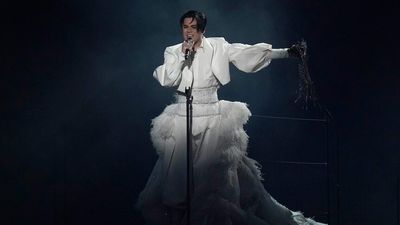 Eurovision 2022: Sheldon Riley represents Australia at song contest's second semi-final in Turin