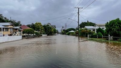 Queensland floods live: Emergency alerts issued as severe weather system brings heavy rain south
