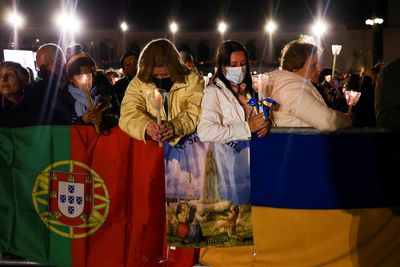As war rages, Ukrainian joins thousands in Portugal to pray for peace