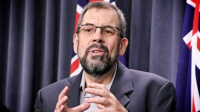 Western Australia records more than 15,000 COVID-19 cases for the third day running