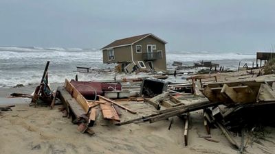 VIDEO: Sea Break: House Collapses Into Sea During Strong Winds