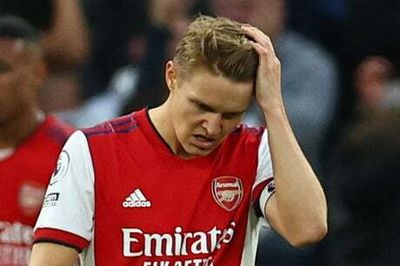 Martin Odegaard insists Arsenal are not crumbling under the pressure of Champions League fight