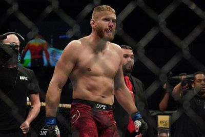 Notebook: Blachowicz Aims for Redemption vs. Rakic