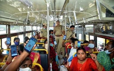 Andhra Pradesh: Krishna police create record with 1 lakh new Disha App enrolments