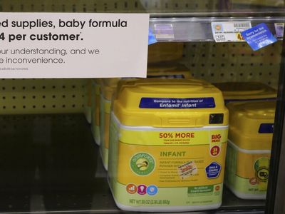 White House bolsters efforts to get baby formula into the hands of WIC recipients