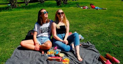 Scots urged to consider using sun lotion this weekend as temperatures soar