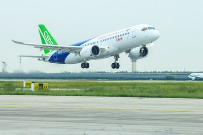Chinese passenger jet's debut nears