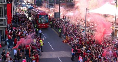 FA Cup final: Fans erupt as LFC team coach arrives at Wembley