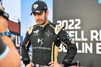 Vergne calls for changes to Formula E's identical duels time rule