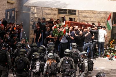 Israel announces probe after police attack on Abu Akleh’s funeral