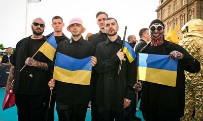 Eurovision 2022: Kalush Orchestra win for Ukraine, UK finishes second – as it happened