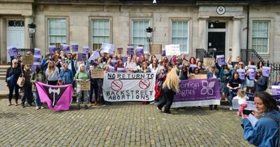 Edinburgh pro-choice abortion rally sees dozens pictured outside US consulate
