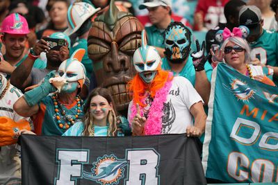 Dolphins fans decide on Week 6 matchup vs. Vikings for Fan Club Weekend