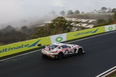 Bathurst 12 Hour: Strange strategy puts Craft-Bamboo in front
