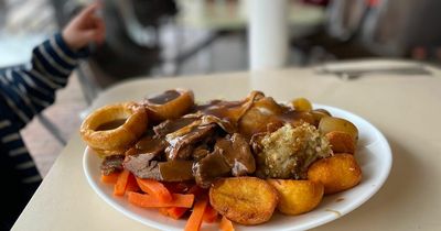 The diner selling Greater Manchester's "cheapest Sunday roast" and it's massive