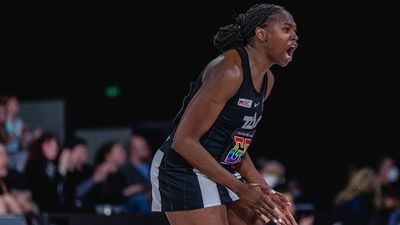 Collingwood Magpies defeat Queensland Firebirds 71-67, NSW Swifts down Adelaide Thunderbirds 54-40