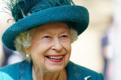 Fewer than half of Scots support keeping monarchy, poll finds