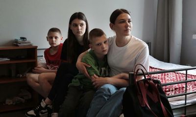 ‘We’ll make it work’: the Ukrainian families benefiting from UK community-led scheme