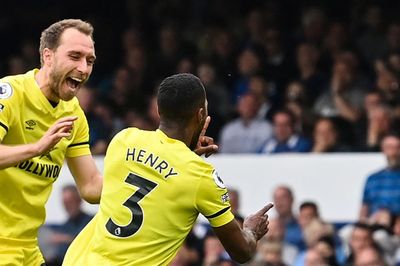 Everton vs Brentford LIVE: Premier League latest score and goal updates as quickfire double puts Bees ahead at 10-man Toffees