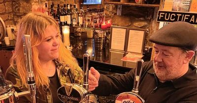 Johnny Vegas spotted at Edinburgh pub as comedian hops behind the bar